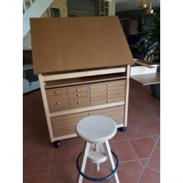 Chauray Maltisch mit Schubladen
