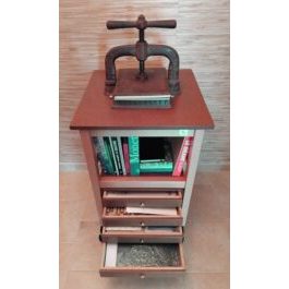 Petite colonne sur 2 niveaux, colonne compact